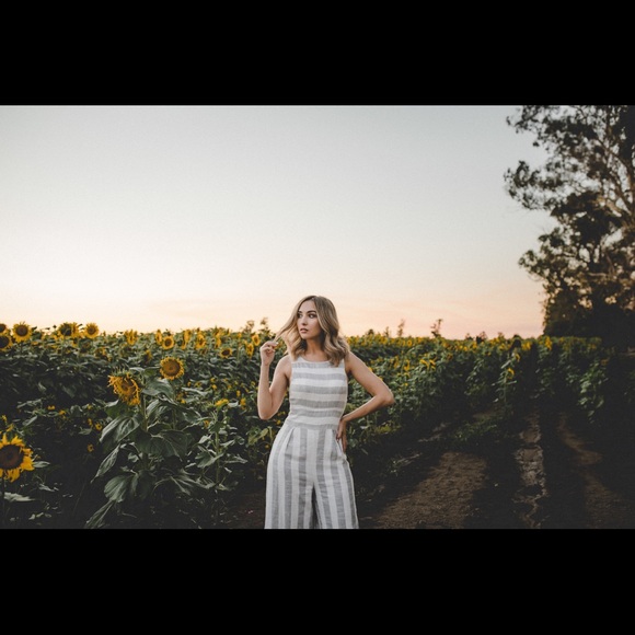 Linen white and grey striped midi jumpsuit - Picture 4 of 5